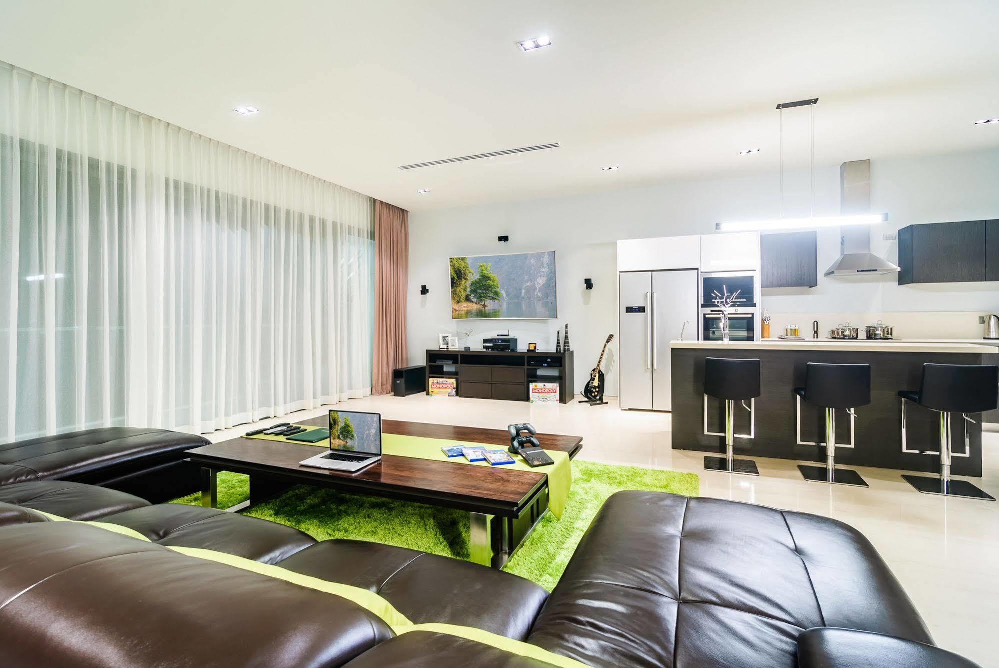 Elemental Villas Rawai Esterno foto