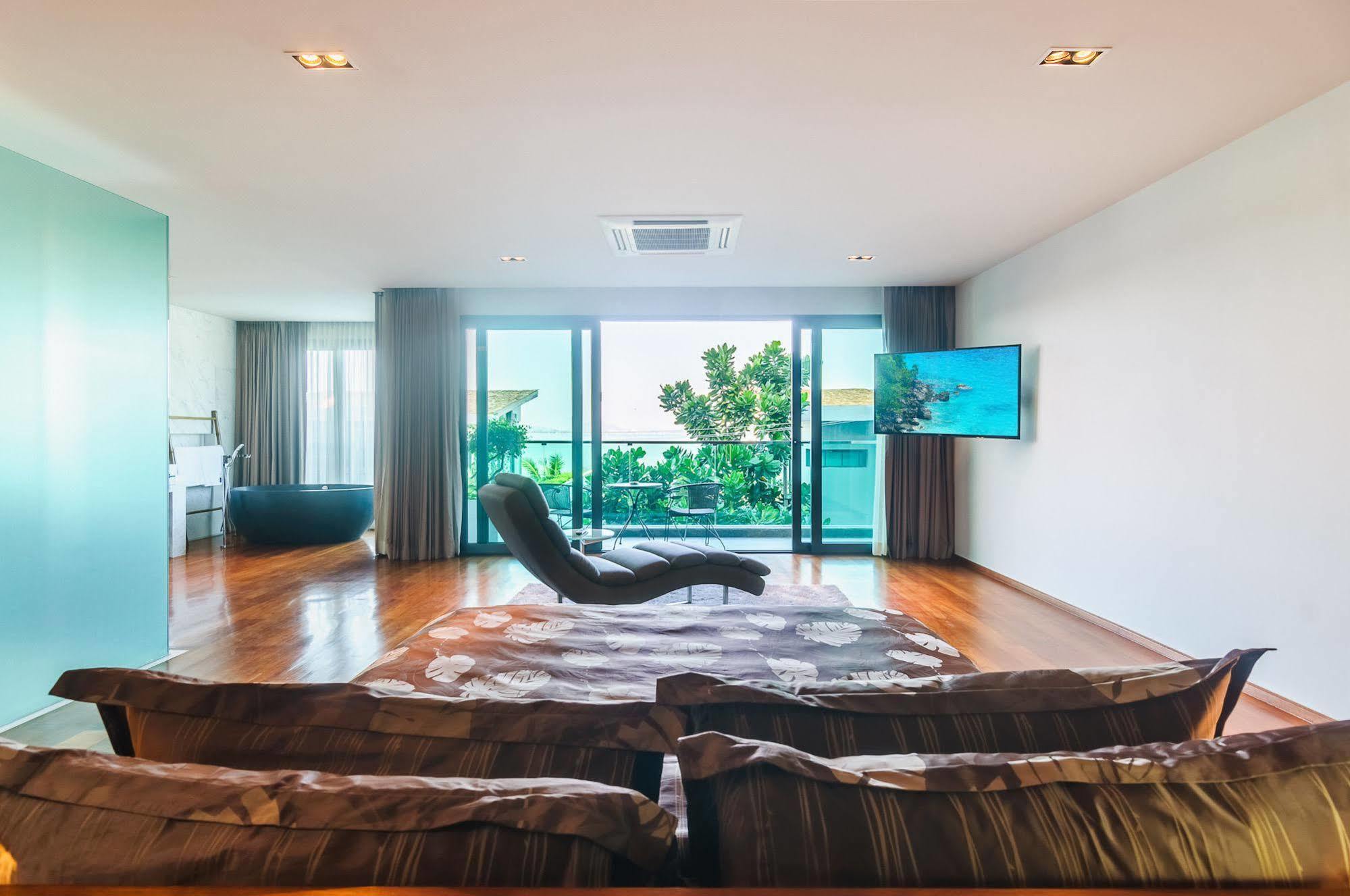 Elemental Villas Rawai Esterno foto