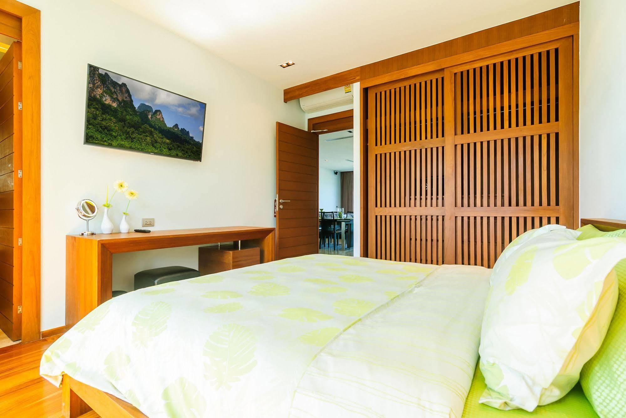 Elemental Villas Rawai Esterno foto