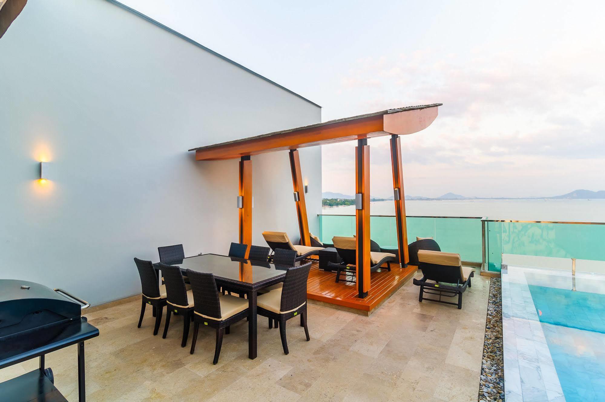Elemental Villas Rawai Esterno foto